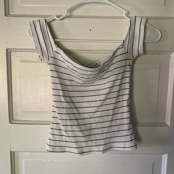 Off shoulder top - Picture 1 of 2